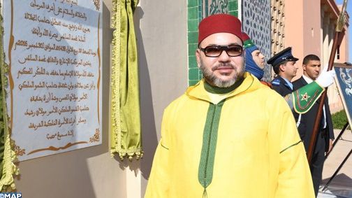 الملك يدشن الملك يدشن
