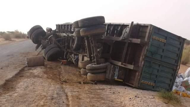 حادث شاحنة حادث شاحنة