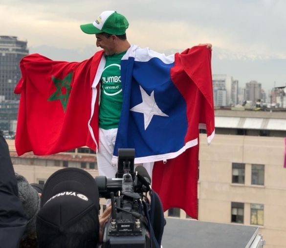 مغربي يتسلق حبلا 2 مغربي يتسلق حبلا 2