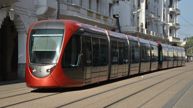 tram tram