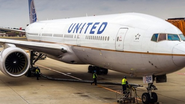 United Airlines United Airlines