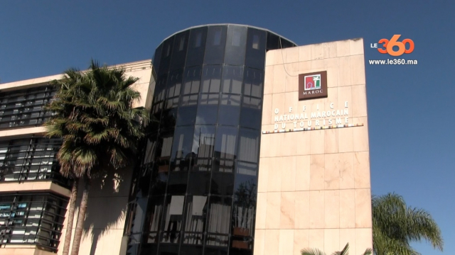 Cover Vidéo... Recettes touristiques en hausse en 2016 à 63,24 milliard de dirhams Cover Vidéo... Recettes touristiques en hausse en 2016 à 63,24 milliard de dirhams