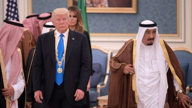 Le roi Salmane d'Arabie saoudite et le président américain Donald Trump Le roi Salmane d'Arabie saoudite et le président américain Donald Trump