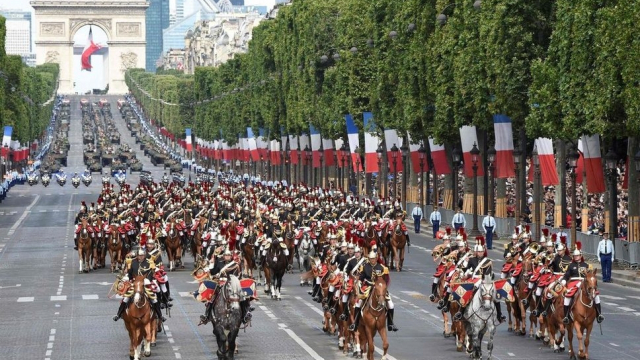 Défilé 14 juillet Défilé 14 juillet
