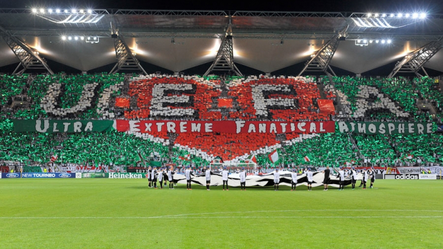 Le tifo provocateur du Legia Varsovie Le tifo provocateur du Legia Varsovie