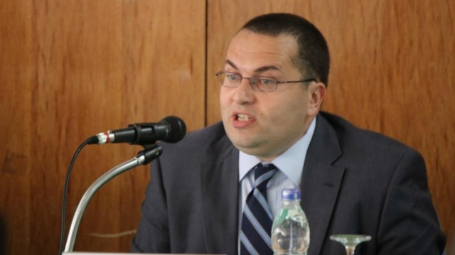 Rabah Arezki Rabah Arezki