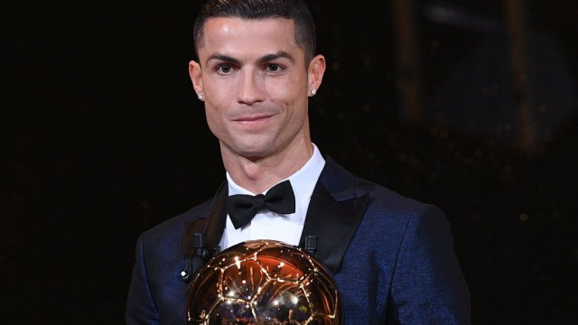 Ronaldo et le 5e Ballon d'or Ronaldo et le 5e Ballon d'or