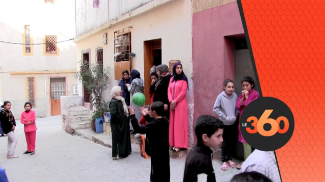 cover Video - Le360.ma • بالفيديو هذه رواية اسرة الطفل الذي انتحر بطنجة cover Video - Le360.ma • بالفيديو هذه رواية اسرة الطفل الذي انتحر بطنجة