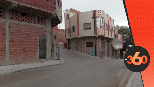 Cover Vidéo - بطنجة ازقة بلا ارقام واحياء بلا اسماء ولا عناوين Cover Vidéo - بطنجة ازقة بلا ارقام واحياء بلا اسماء ولا عناوين