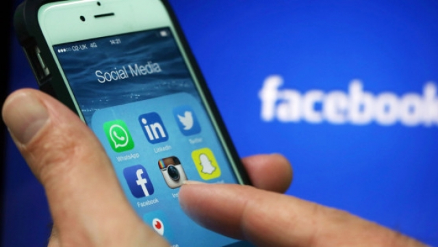 Facebook-Snapchat-Instagram Facebook-Snapchat-Instagram