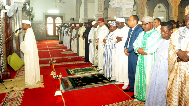 Gabon. Ramadan: la mosquée Hassan II point de ralliement des musulmans de Libreville Gabon. Ramadan: la mosquée Hassan II point de ralliement des musulmans de Libreville