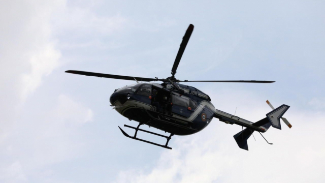 Hélicoptère Hélicoptère