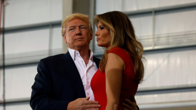 Afrique: Mélania Trump en tournée pour rabibocher Trump et les "pays de merde" Afrique: Mélania Trump en tournée pour rabibocher Trump et les "pays de merde"