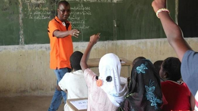 Sénégal: la grève des inspecteurs de l’éducation perturbe les élèves-maîtres Sénégal: la grève des inspecteurs de l’éducation perturbe les élèves-maîtres