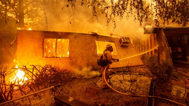 Violents incendies en Californie Violents incendies en Californie