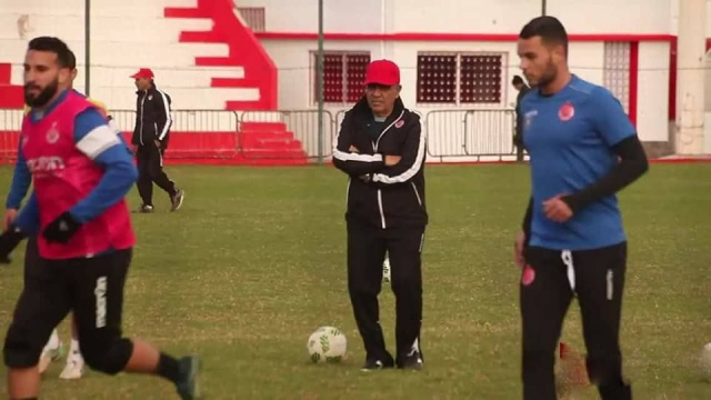 Benzarti aux entraînements du WAC Benzarti aux entraînements du WAC