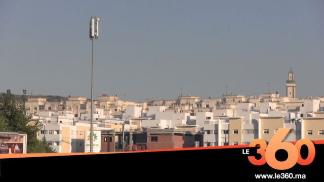 Cover Vidéo - خدمات ضعيفة لاتصالات المغرب تعزل احياء بطنجة عن العالم الخارجي Cover Vidéo - خدمات ضعيفة لاتصالات المغرب تعزل احياء بطنجة عن العالم الخارجي