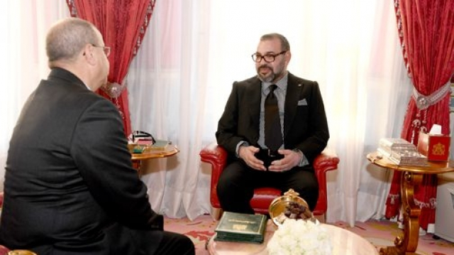 Le roi Mohammed VI et Ahmed Chaouki Benayoub Le roi Mohammed VI et Ahmed Chaouki Benayoub