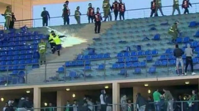 Hooligans au stade de Marrakech Hooligans au stade de Marrakech