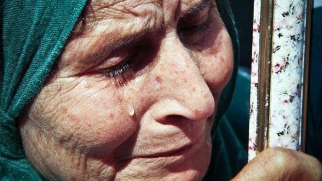 امرأة مسنة امرأة مسنة