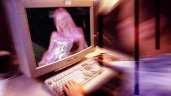 شريط جنسي فاضح شريط جنسي فاضح