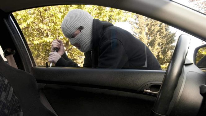 سرقة سيارة سرقة سيارة
