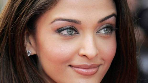 6 نصائح مكياج لصاحبات العيون الخضراء Www Le360 Ma