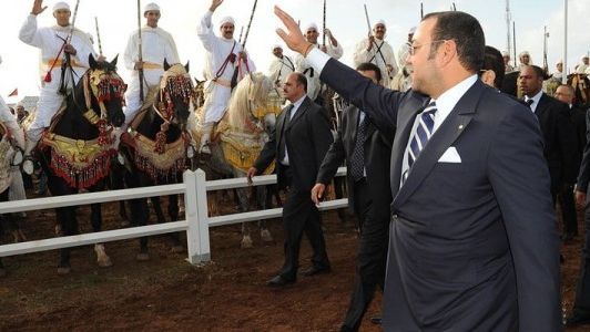 الملك والتوريدة الملك والتوريدة