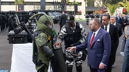 الملك يدشن معهد الاستخبار الملك يدشن معهد الاستخبار