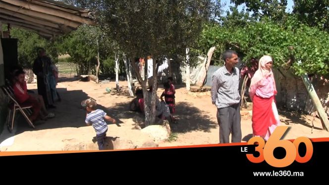 Cover_Vidéo: Le360.ma • بمنزل اميمة الطفلة التي قتلها والدها ضواحي العرائش : LE360 Cover_Vidéo: Le360.ma • بمنزل اميمة الطفلة التي قتلها والدها ضواحي العرائش : LE360