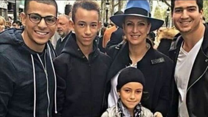 اسرة ملكية اسرة ملكية