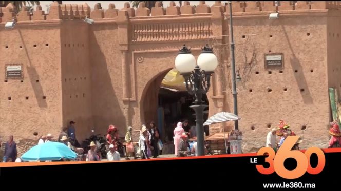 غلاف فيديو - سوق الفلاح بوجدة.. لهذا يستهلك بعض المغاربة الأدوية المهربة غلاف فيديو - سوق الفلاح بوجدة.. لهذا يستهلك بعض المغاربة الأدوية المهربة