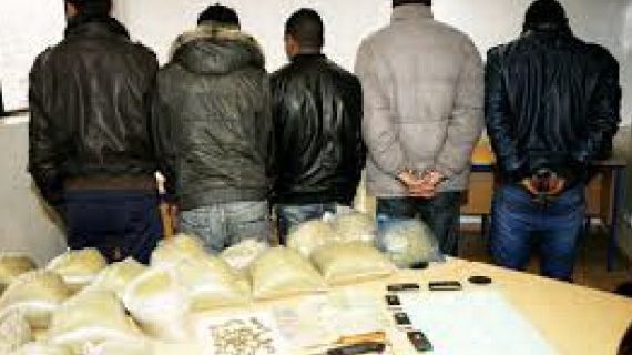 عصابة لترويج المخدرات بالدار البيضاء عصابة لترويج المخدرات بالدار البيضاء