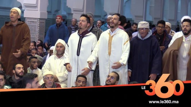 Cover Vidéo - الطريقة القادرية البودشيشية بمداغ تحيي ليلة المولد النبوي الشريف Cover Vidéo - الطريقة القادرية البودشيشية بمداغ تحيي ليلة المولد النبوي الشريف