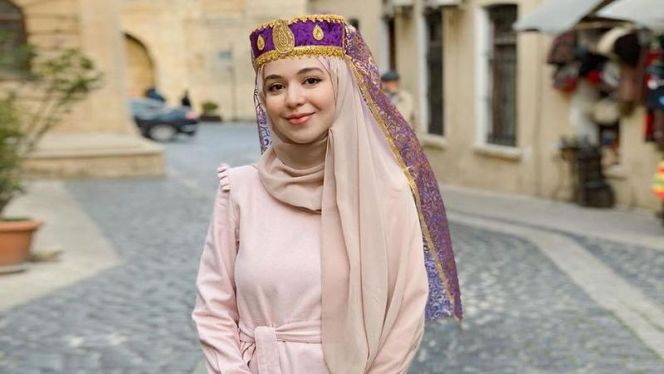 اختيار "يوتيوبر" مغربية ضمن قائمة "أجمل 100 وجه بالعالم ...