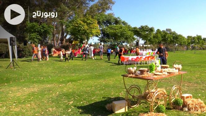 Cover Vidéo - أجواء احتفالية تعيد فرحة العيد للأطفال والمسنين بطنجة Cover Vidéo - أجواء احتفالية تعيد فرحة العيد للأطفال والمسنين بطنجة