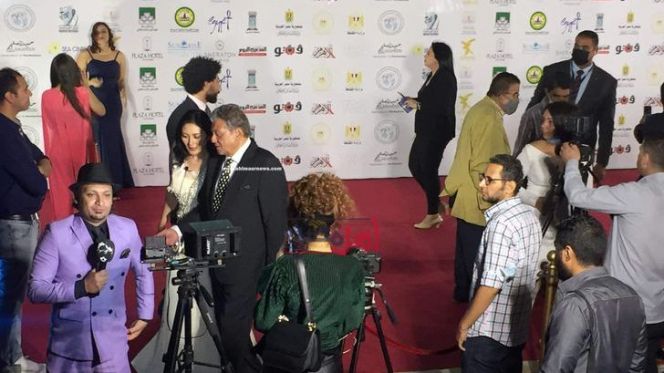 افتتاح الدورة 37 من مهرجان الإسكندرية السينمائي افتتاح الدورة 37 من مهرجان الإسكندرية السينمائي