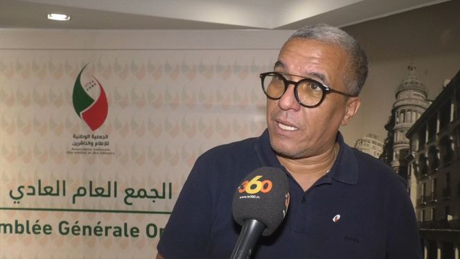 Cover-Vidéo: خالد الحري: هدفنا هو تجويد العمل الصحفي والدفاع عن القطاع الصحفي الإعلامي المهيكل Cover-Vidéo: خالد الحري: هدفنا هو تجويد العمل الصحفي والدفاع عن القطاع الصحفي الإعلامي المهيكل