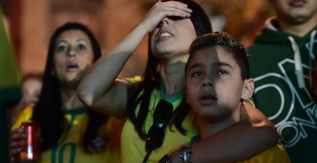 بالصور. الماكينة الألمانية أبكت حسناوات البرازيل | www ...