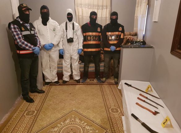 بالصور: البسيج يفكك خلية إرهابية من أربعة عناصر بطنجة 3