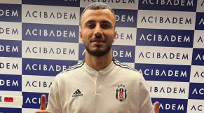 غانم سايس بقميص ناديه الجديد بشكتاش التركي