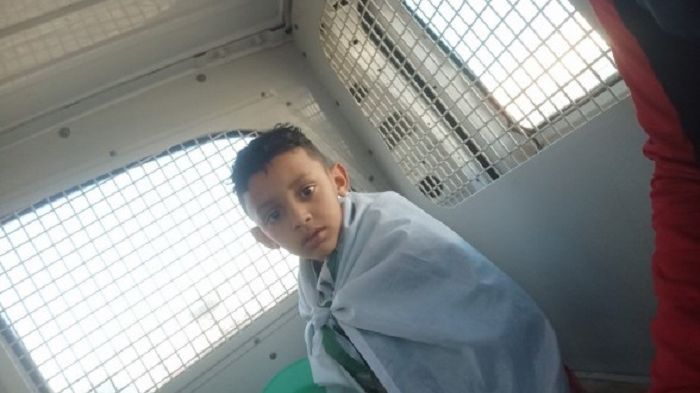 الطفل زكرياء ذو الـ7 سنوات يصبح أصغر معتقلي الحراك الشعبي بالجزائر Www Le360 Ma