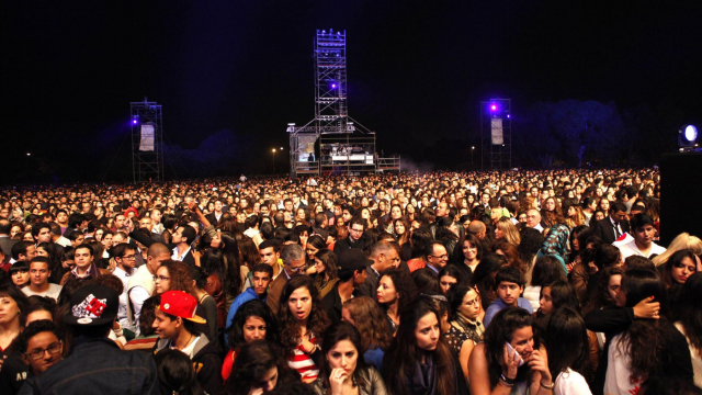 Mawazine 2013 - Enrique Iglesias concert public 1 Mawazine 2013 - Enrique Iglesias concert public 1