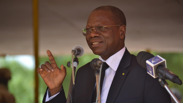 Kalzeubé Pahimi Deubet, Premier ministre du Tchad. Kalzeubé Pahimi Deubet, Premier ministre du Tchad.