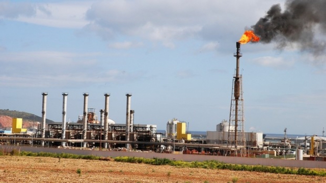 pétrole pétrole