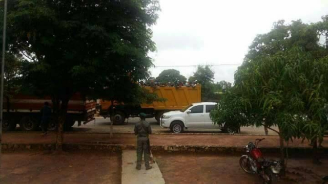 Mozambique: la police mène une «chasse aux étrangers» qui font le commerce de rubis Mozambique: la police mène une «chasse aux étrangers» qui font le commerce de rubis