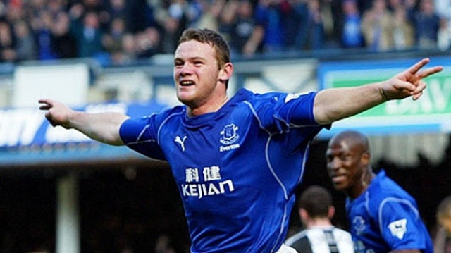 Rooney à ses débuts avec Everton Rooney à ses débuts avec Everton