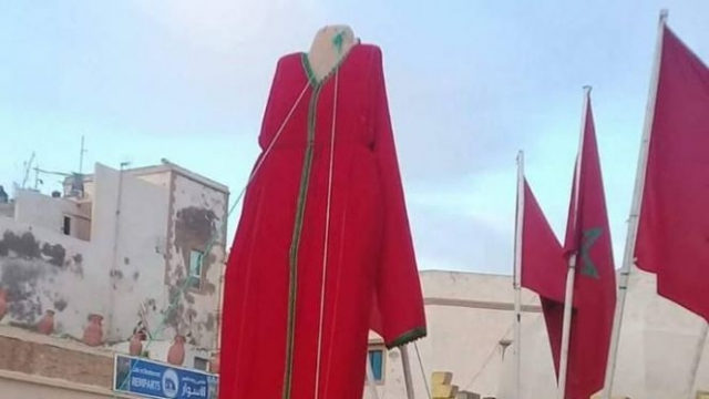 Plus grand caftan-1 Plus grand caftan-1
