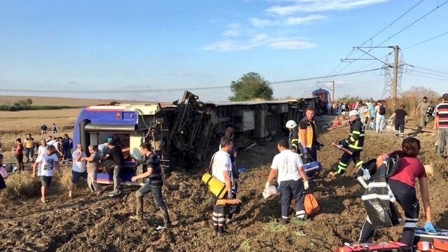 Accident train Turquie Accident train Turquie