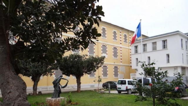 Ambassade de France à Alger Ambassade de France à Alger